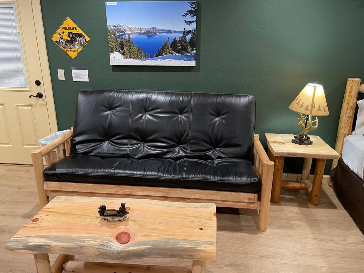 Cedar Mountain -Suite B Grants Pass Ngoại thất bức ảnh